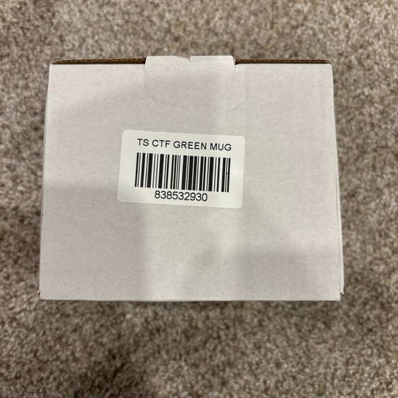 Taylor Swift mug Christmas Tree Farm brand new - Picture 4 of 6